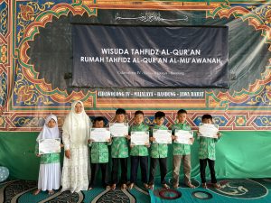 Wisuda Tahfidz RTQ Almuawanah - Majalaya