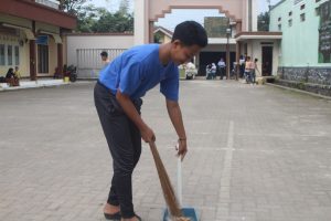Pendaftaran Santri, Pendaftaran Santri Baru, Pendaftaran Santri Baru 2025, Pendaftaran SantriBaru Pondok Pesantren, Pendaftaran Peserta Didik Baru, Pendaftaran Peserta Didik Baru Pesantren, Pendaftaran Siswa Baru, Pendaftaran Siswa Baru Pondok Pesantren, Pendaftaran Murid Baru, Pendaftaran Murid Baru Pondok Pesantren, PPDB 2025, PPDB Santri Baru, PPDB, PPDB Kota Bandung, PPDB Jawa Barat, KMI, Gontor, Mu’adalah, Kurikulum Salaf, Salafiyyah, Penerimaan Santri, Penerimaan Santri Baru, Penerimaan Santri Baru 2025, Penerimaan Santri Baru Pondok Pesantren, Penerimaan Peserta Didik Baru, Penerimaan Peserta Didik Baru Pesantren, Penerimaan Siswa Baru, Penerimaan Siswa Baru Pondok Pesantren, Penerimaan Murid Baru, Penerimaan Murid Baru Pondok Pesantren, Pendaftaran Siswi Baru, Pendaftaran Siswi Baru Pondok Pesantren, Penerimaan Siswi Baru, Penerimaan Siswi Baru Pondok Pesantren, Pesantren Bahasa, Pesantren Tahfidz, Pesantren Tahfidz Qur’an,