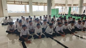 Khutbatul ‘Arsy: Menyambut Perjalanan Baru Santri Almuawanah